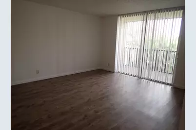 2820 Somerset #206O, Lauderdale Lakes, FL 33311 - Photo 3