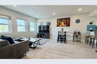615 NE 12th Avenue #310, Fort Lauderdale, FL 33304 - Photo 7