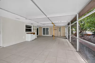 1960 NW 107th Avenue, Pembroke Pines, FL 33026 - Photo 47