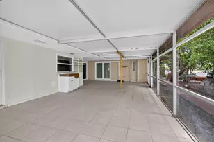 1960 NW 107th Ave, Pembroke Pines, FL 33026 - Photo 47