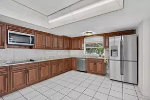 1960 NW 107th Ave, Pembroke Pines, FL 33026 - Photo 15