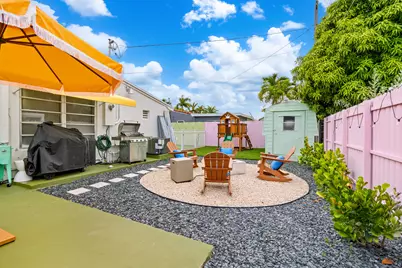 913 NE 2nd Court, Hallandale Beach, FL 33009 - Photo 33