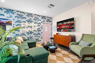 913 NE 2nd Ct, Hallandale Beach, FL 33009 - Photo 5