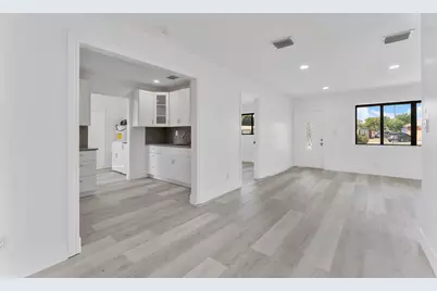 534 NW 3rd Terrace, Deerfield Beach, FL 33441 - Photo 5