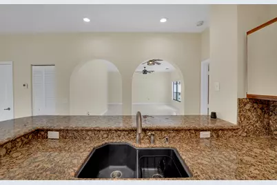 9401 NW 18th Drive, Plantation, FL 33322 - Photo 27