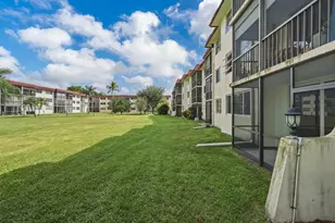 9523 S Hollybrook Lake Dr, Pembroke Pines, FL 33025 - Photo 21