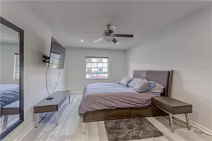 6295 Bay Club Dr, Fort Lauderdale, FL 33308 - Photo 19
