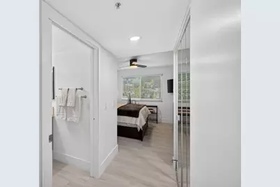 2039 SE 10th Avenue #512, Fort Lauderdale, FL 33316 - Photo 27