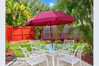 2602 McKinley Street, Hollywood, FL 33020 - Photo 23