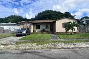 712 NW 9th Ct NW, Hallandale Beach, FL 33009 - Photo 1