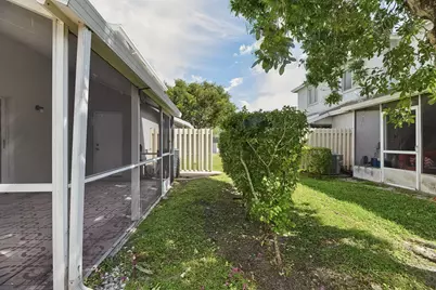 4728 SW 13th Place, Deerfield Beach, FL 33442 - Photo 33