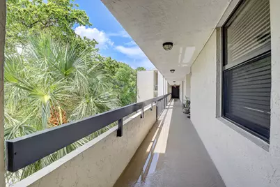 2025 Lavers Circle #D404, Delray Beach, FL 33444 - Photo 29