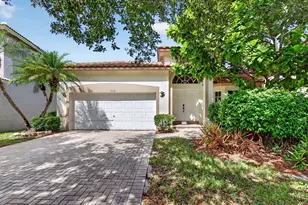 1976 NW 169th Ave, Pembroke Pines, FL 33028 - Photo 1