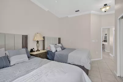 1976 NW 169th Avenue, Pembroke Pines, FL 33028 - Photo 31