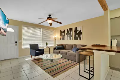 1031 SW 3rd Street, Hallandale Beach, FL 33009 - Photo 7