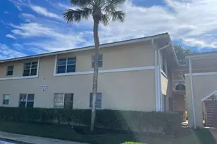 10128 Twin Lakes Dr, Coral Springs, FL 33071 - Photo 1