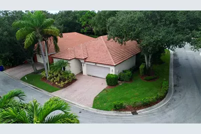 8071 Via Hacienda, Riviera Beach, FL 33418 - Photo 41