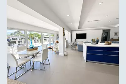 2300 NE 19th Avenue, Wilton Manors, FL 33305 - Photo 9