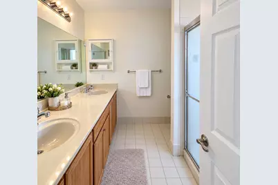 6511 Sandy Bank Terrace, Riviera Beach, FL 33407 - Photo 9