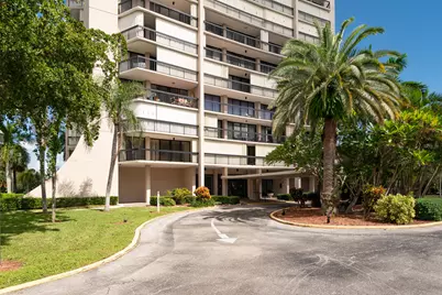 2425 Presidential Way #201, West Palm Beach, FL 33401 - Photo 23