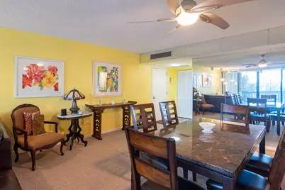 2425 Presidential Way #201, West Palm Beach, FL 33401 - Photo 5