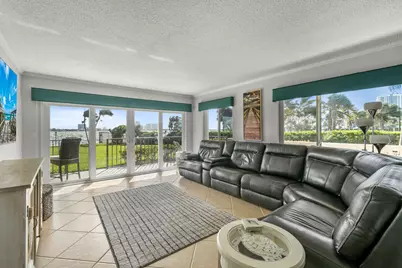 801 Lake Shore Drive #109, Lake Park, FL 33403 - Photo 5