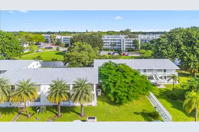 273 Newport Drive, Deerfield Beach, FL 33442 - Photo 25