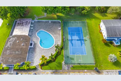 273 Newport Drive, Deerfield Beach, FL 33442 - Photo 33