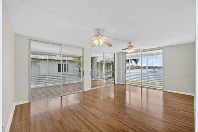 1071 Sugar Sands Boulevard #8, Singer Island, FL 33404 - Photo 3