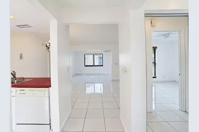 2079 SW 16th Circle, Deerfield Beach, FL 33442 - Photo 5