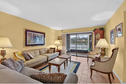 15301 Pembridge Avenue #45, Delray Beach, FL 33484 - Photo 9