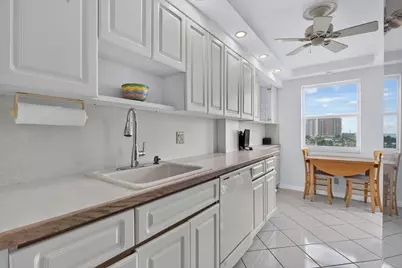 1050 Hillsboro Mile #702W, Hillsboro Beach, FL 33062 - Photo 11