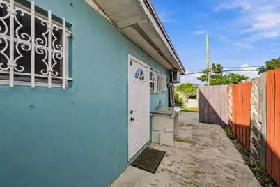 1761 SW 50th Avenue, Fort Lauderdale, FL 33317 - Photo 21