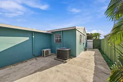 1761 SW 50th Avenue, Fort Lauderdale, FL 33317 - Photo 29