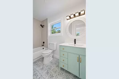 2010 Avenue H, Riviera Beach, FL 33404 - Photo 11