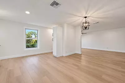2010 Avenue H, Riviera Beach, FL 33404 - Photo 3