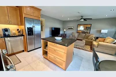 216 Farnham I, Deerfield Beach, FL 33442 - Photo 3