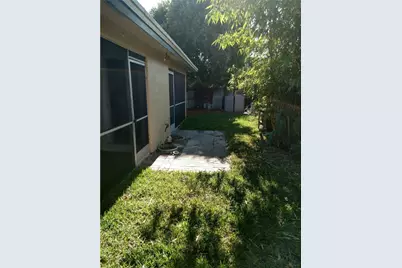 2061 NE 25th Avenue, Pompano Beach, FL 33062 - Photo 5