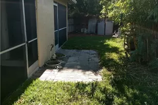 2061 NE 25th Ave, Pompano Beach, FL 33062 - Photo 5