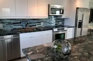 561 Bayshore Dr, Fort Lauderdale, FL 33304 - Photo 21