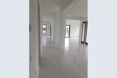 5939 Brookfield Circle #5939, Hollywood, FL 33312 - Photo 3