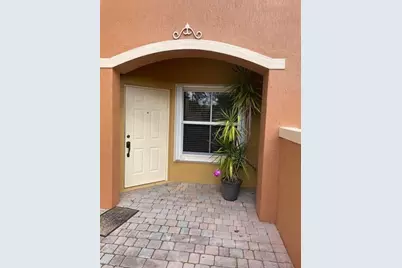 143 SW Sw Terrace #935, Hollywood, FL 33027 - Photo 3