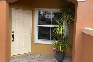 143 SW Terr Unit, Pembroke Pines, FL 33027 - Photo 3