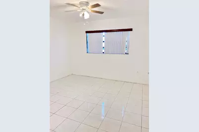 2790 W 60 Street #32, Hialeah, FL 33016 - Photo 5