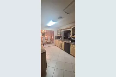 8208 NW 57th Place, Tamarac, FL 33321 - Photo 13