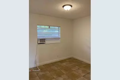 513 SW 2nd Court #3, Pompano Beach, FL 33060 - Photo 5