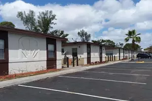 700 NW 14th Terrace, Fort Lauderdale, FL 33311 - Photo 3