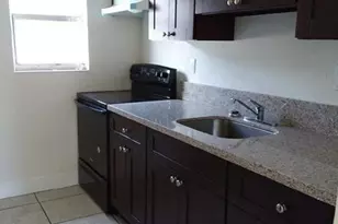 700 NW 14th Terrace, Fort Lauderdale, FL 33311 - Photo 5