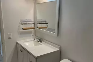 1425 NE 56th St, Fort Lauderdale, FL 33334 - Photo 5