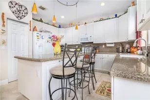 7635 NW 19th Ct, Pembroke Pines, FL 33024 - Photo 9